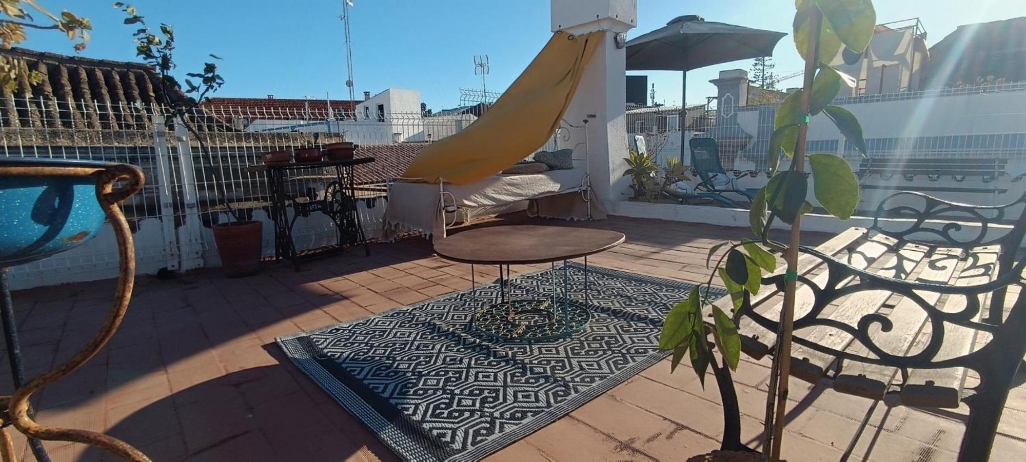 Apartment With Roof Terrace In Town Centre 塔维拉 外观 照片